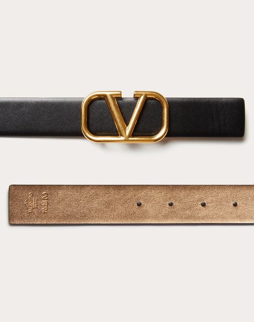 Valentino Garavani - Vロゴ シグネチャー シャイニーメタリックカーフスキン リバーシブルベルト 30mm - アンティークブラス/ブラック - ウィメンズ - ベルト