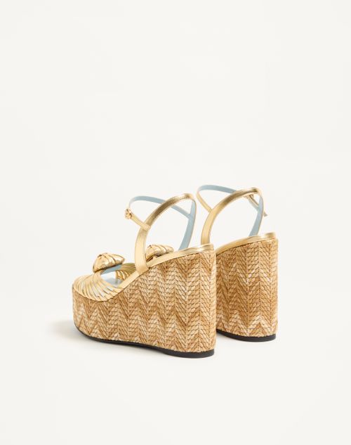 Valentino Garavani - Coeur Royal Wedge Sandal In Laminated Nappa 110mm - Natural - Woman - Espadrilles And Wedges