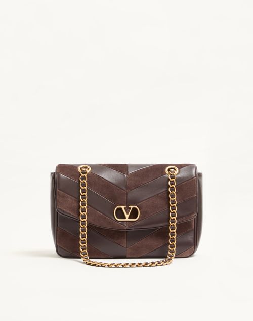 Valentino Garavani - Borsa Media Con Catena Valentino Garavani Djuna In Suede E Nappa Motivo Chevron - Ebano - Donna - Borse A Spalla