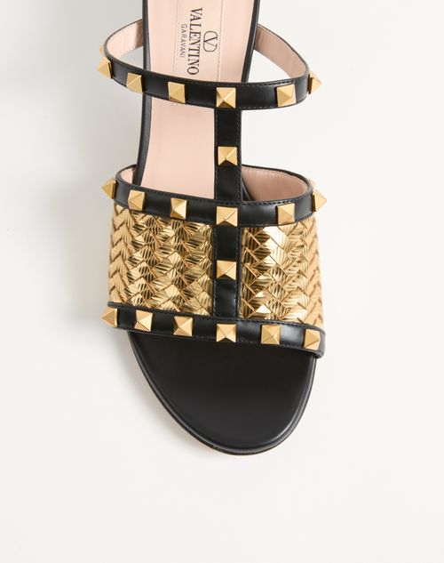 Valentino Garavani - Rockstud Slide Sandal In Laminated Woven Nappa 60mm - Gold/black - Woman - Sandals