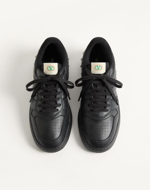 Valentino Garavani - Freedots Trainer In Kidskin And Nappa Calfskin With Stud Detail - Black - Man - Trainers
