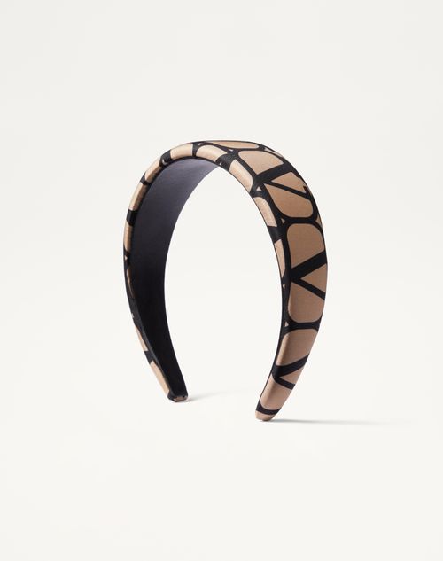  - Beige/black