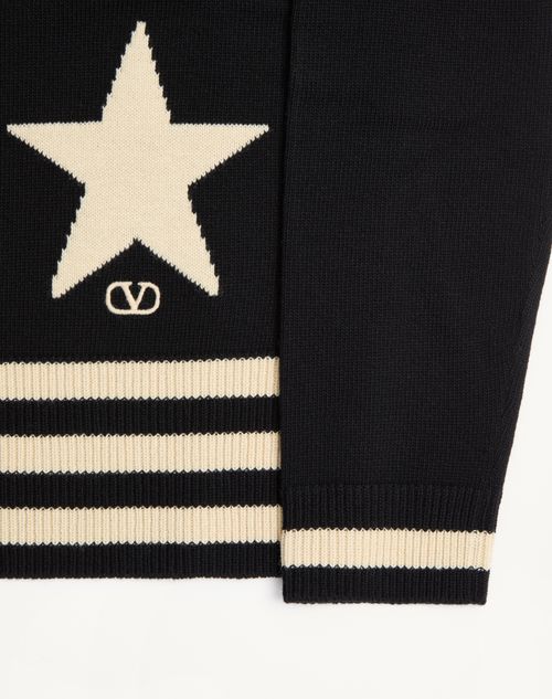 Valentino - Valentino Wool Crewneck Sweater With Star Motif And Vlogo Embroidery - Black/butter - Man - Knitwear