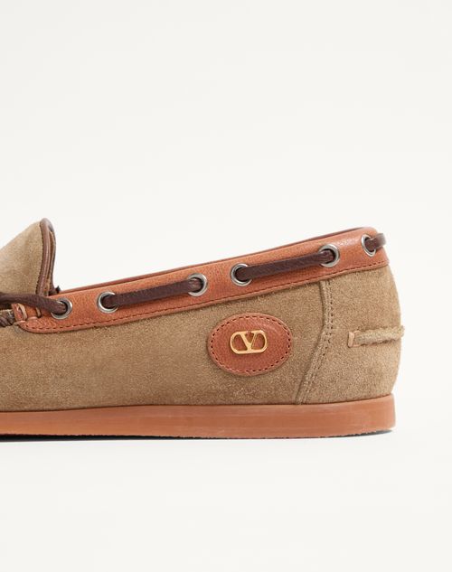 Valentino Garavani - Palm Avenue Crust Leather Boat Shoe - Khaki/tobacco - Man - Loafers And Driver