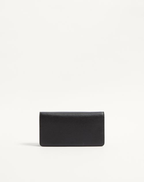 Valentino Garavani - Vlogo Signature Grainy Calfskin Wallet With Chain - Black - Woman - Clutches