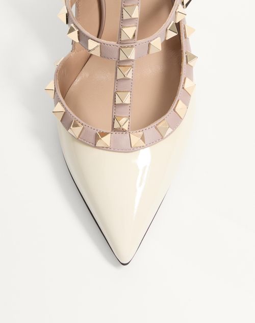 Valentino Garavani - Patent Rockstud Caged Pump 100mm - Ivory/poudre - Woman - Pumps