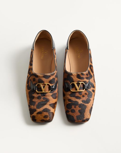 Valentino Garavani - Valentino Garavani Babouche Haircalf Loafers With Fauve Eclat Print - Animal Print - Man - Loafers And Driver