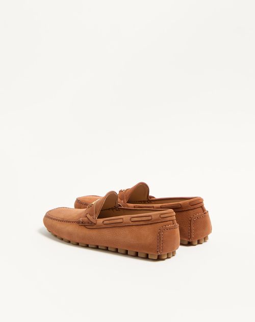 Valentino Garavani - Driver Fastaway Loafer In Deerskin Suede - Tobacco - Man - Loafers And Driver