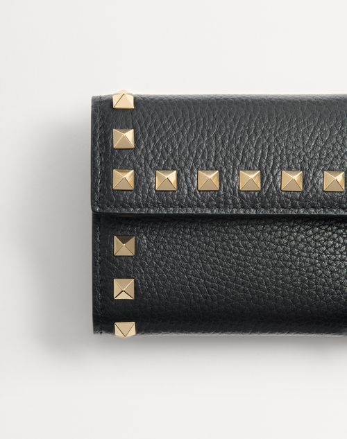Valentino Garavani - Rockstud Trifold Wallet In Grainy Calfskin - Black - Woman - Wallets And Small Leather Goods