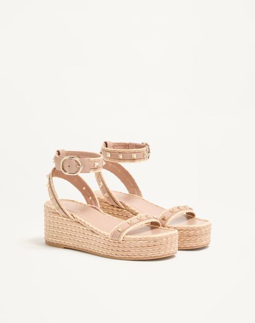 Valentino Garavani - Rockstud Flatform Sandal In Calfskin 45mm - Rose Cannelle - Woman - Espadrilles And Wedges