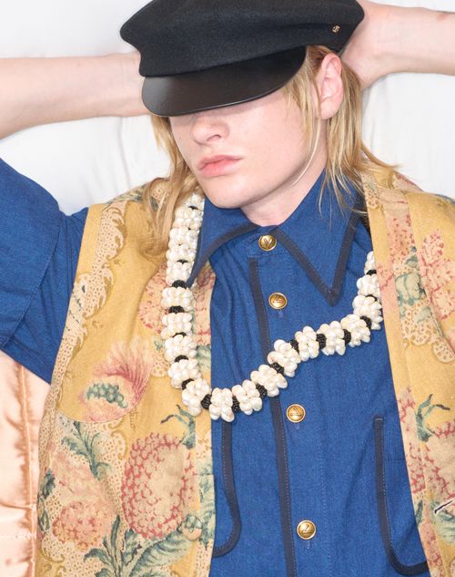 Valentino Garavani - Vlogo Signature Wool Cap With Leather Visor - Black/gold - Man - Hats And Gloves