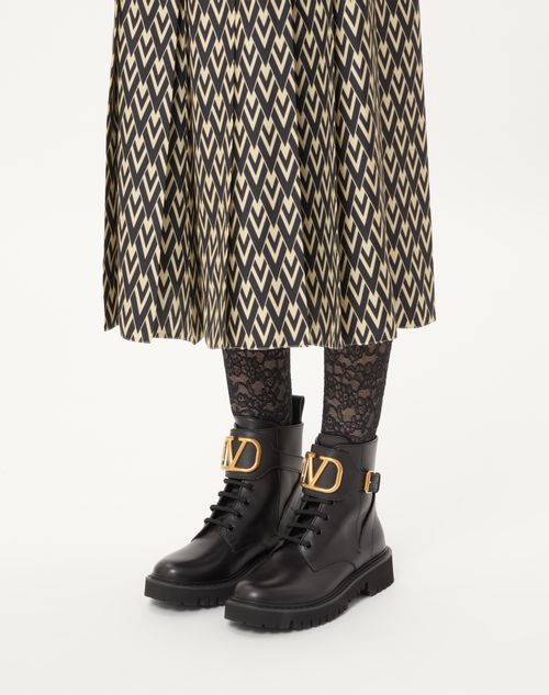 Valentino Garavani - Vlogo Signature Calfskin Combat Boot 35mm / .8 In. - Black - Woman - Boots