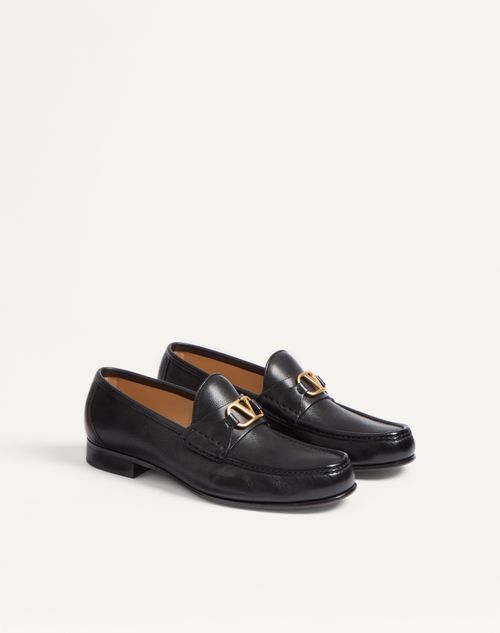 Valentino Garavani - Vlogo Signature Buffalo Loafer - Black - Man - Loafers And Driver