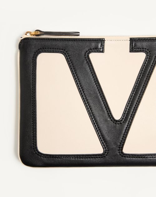 Valentino Garavani - Valentino Garavani Viva Superstar Nappa Leather Pouch - Butter/black - Woman - Clutches