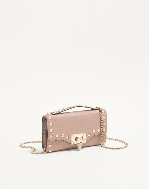 Valentino Garavani - Rockstud Grainy Calfskin Wallet With Chain Strap - Poudre - Woman - Wallets And Small Leather Goods