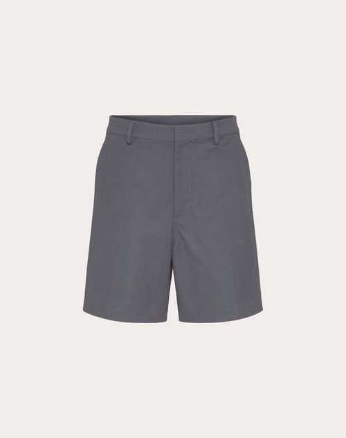 Shop Valentino Stretch Cotton Canvas Shorts With Rubberized V-detail In Light Grey
