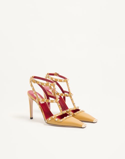 Valentino Garavani - Rockstud Kidskin Pumps 100mm - Ochre - Woman - Pumps And Slingbacks