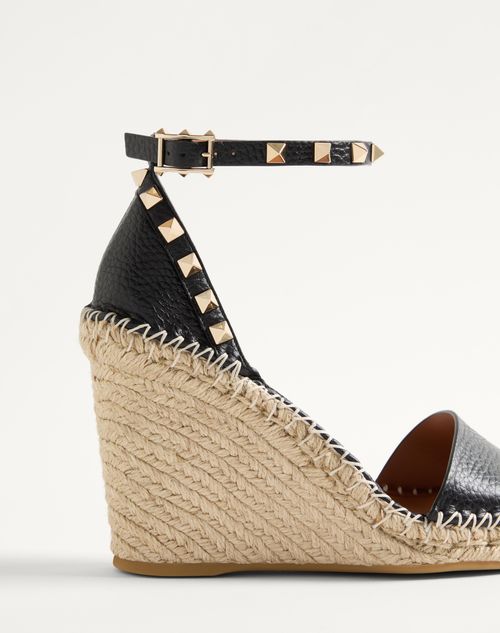 Valentino Garavani - Double Rockstud Grainy Calfskin Wedge Sandal 105 Mm - Black - Woman - Espadrilles And Wedges
