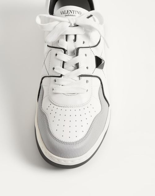 Valentino Garavani - One Stud Low-top Nappa Sneaker - White/ Black - Man - Sneakers