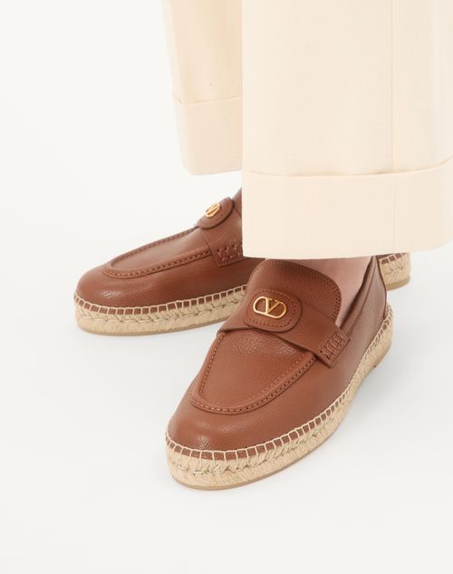 Valentino Garavani - Palm Avenue Calfskin Loafer - Tobacco - Man - Loafers And Driver