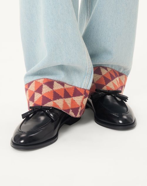 Valentino Garavani - Bowshire Loafer In Shiny Calfskin - Black - Man - Loafers And Driver