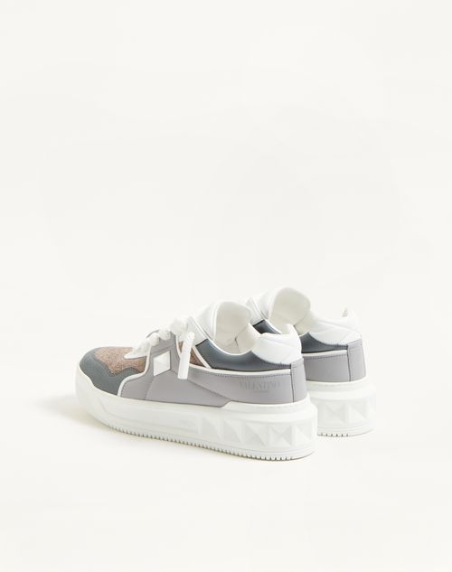 Valentino Garavani - One Stud Xl Low-top Sneaker In Nappa And Crust Leather - White/stone/moon Taupe - Man - Trainers