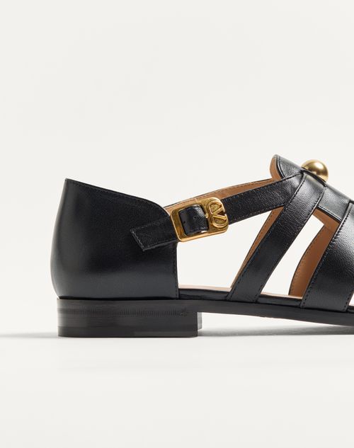 Valentino Garavani - Studshield Fisherman Calfskin Sandal - Black - Man - Sandals