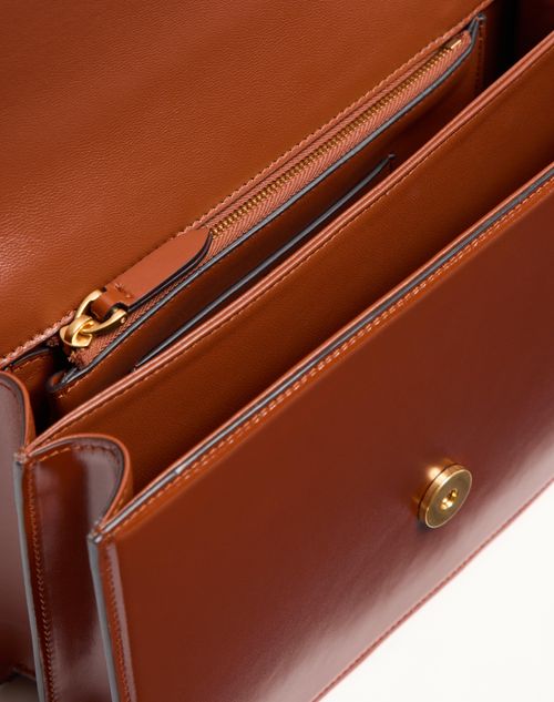 Valentino Garavani - Valentino Garavani Vain Shoulder Bag In Shiny Calfskin - Dark Brandy - Woman - Shoulder Bags