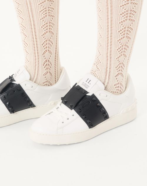 Valentino Garavani - Rockstud Untitled Sneaker In Calfskin Leather With Tonal Studs - White/ Black - Woman - Shoes