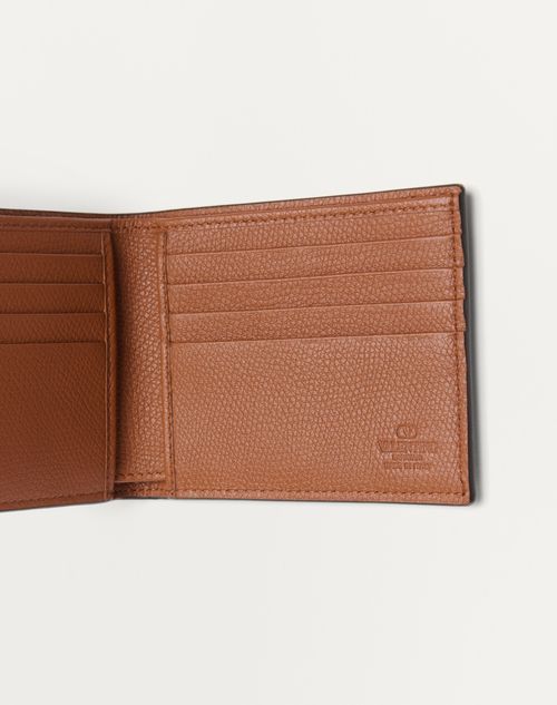 Valentino Garavani - Vlogo Signature Grainy Calfskin Wallet - Saddle Brown - Man - Wallets And Small Leather Goods