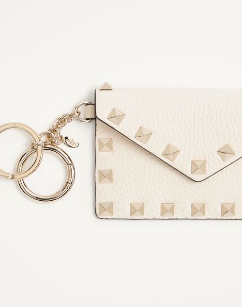 Valentino Garavani - Valentino Garavani Rockstud Charm In Grainy Calfskin - Ivory - Woman - Wallets And Small Leather Goods