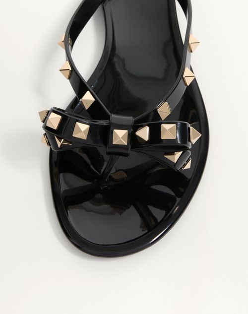 Valentino Garavani - Rockstud Rubber Slipper - Black - Woman - Slides And Thongs