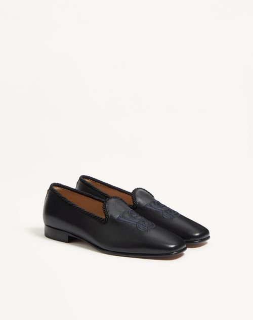 Valentino Garavani - Les Alcôvettes Moccasin In Kidskin - Black - Man - Loafers And Driver