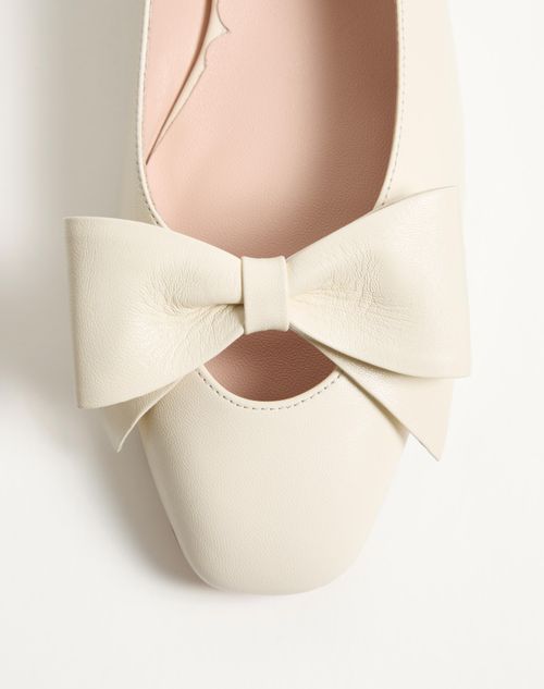 Valentino Garavani - Bowow Kidskin Ballerina - Ivory - Woman - Ballerinas