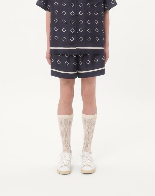 Valentino - Silk Twill Bermuda Shorts With All-over Opticool Print - Blue/butter - Man - Trousers And Shorts