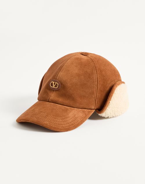 Valentino Garavani - Valentino Garavani Vlogo Signature Baseball Cap In Suede And Sheepskin - Brown/butter - Man - Hats And Gloves