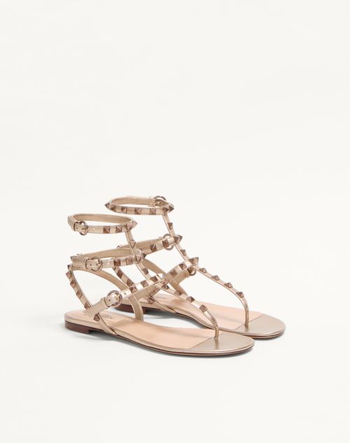 Valentino Garavani - Rockstud Metallic Flat Flip-flop Sandal - Skin - Woman - Shoes