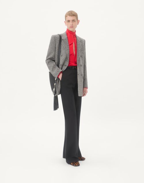 Valentino Garavani - Valentino Garavani Nellcôte Shoulder Bag In Grainy Calfskin With Fringes - Black - Man - Shoulder Bags