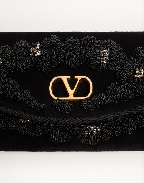 Valentino Garavani - Valentino Garavani Devain Small Embroidered Velvet Shoulder Bag - Black - Woman - Shoulder Bags