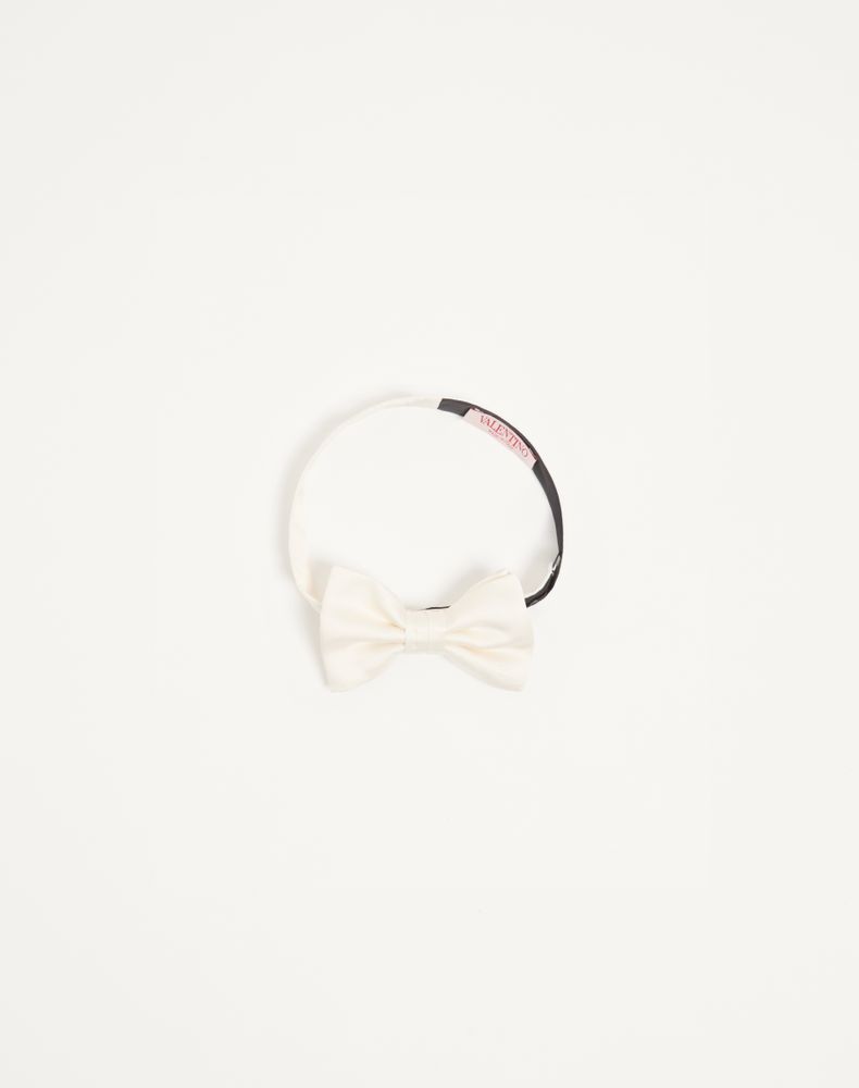 Valentino Garavani Men's Ivory Silk Bow Tie Man Uni