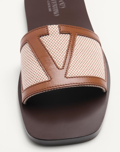 Valentino Garavani - Viva Superstar Slide Sandal In Canvas Fabric And Nappa Leather - Natural/tobacco - Man - Sandals