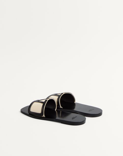 Valentino Garavani - Viva Superstar Slide Sandal In Nappa Leather - Butter/black - Woman - Slides And Thongs