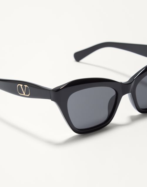 Valentino - Cat-eye Acetate Eyewear - Black/gray - Woman - Eyewear