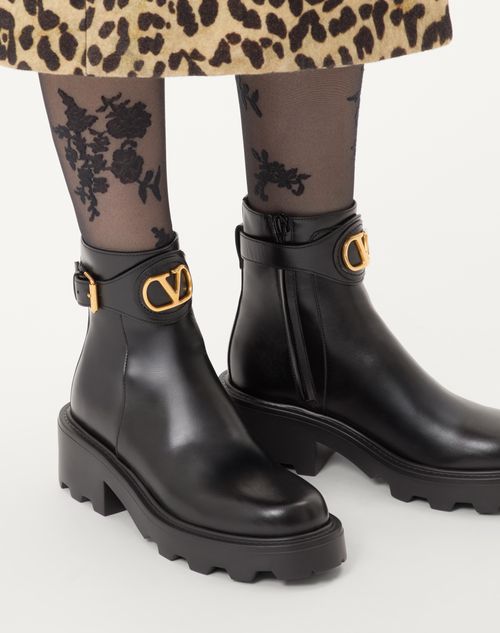 Valentino Garavani - Vlogo Signature Calfskin Ankle Boot 55mm - Black - Woman - Boots
