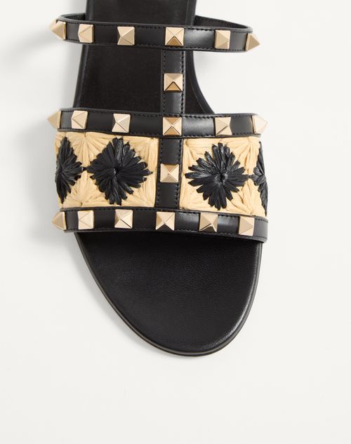 Valentino Garavani - Rockstud Slide Sandal With Raffia Check Embroidery - Natural/black - Woman - Slides And Thongs