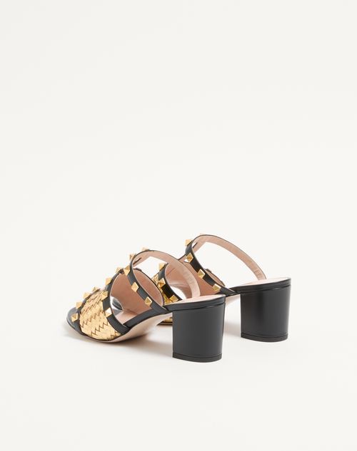 Valentino Garavani - Rockstud Slide Sandal In Laminated Woven Nappa 60mm - Gold/black - Woman - Sandals