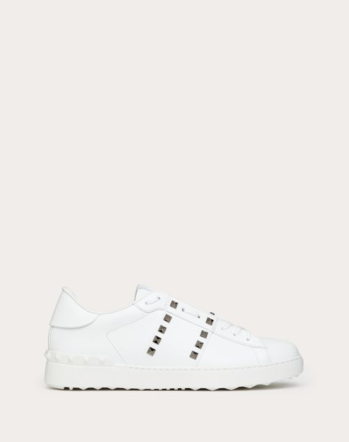 ロックスタッズ アンタイトルド カーフスキン スニーカー For 男性 インチ ホワイト Valentino Jp