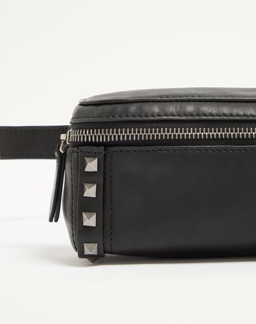 Valentino Garavani - Valentino Garavani Rockstud Calfskin Belt Bag - Black - Man - Belt Bags