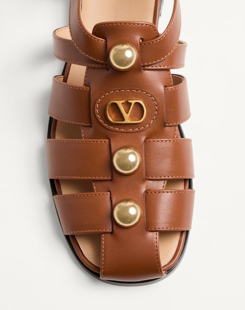 Valentino Garavani - Vlogo Signature Calfskin Fisherman Sandal 20mm - Tobacco - Woman - Sandals