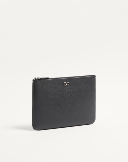 Valentino Garavani - Valentino Garavani Vlogo Signature Grainy Calfskin Pouch - Black - Man - Clutches And Pouches